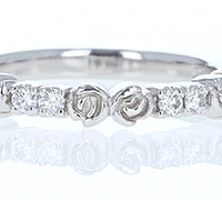 珊瑚婚式記念リング　拡大