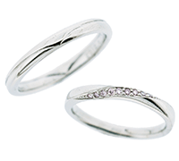 ピンク結婚指輪