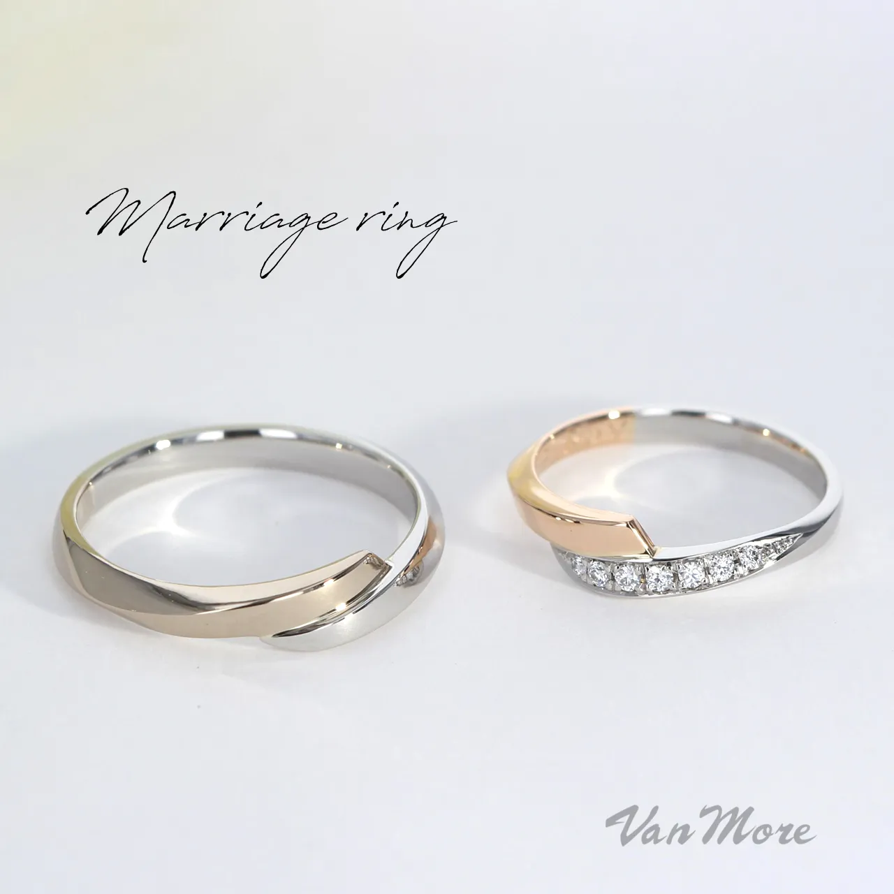 プラチナとカラーゴールドがお洒落