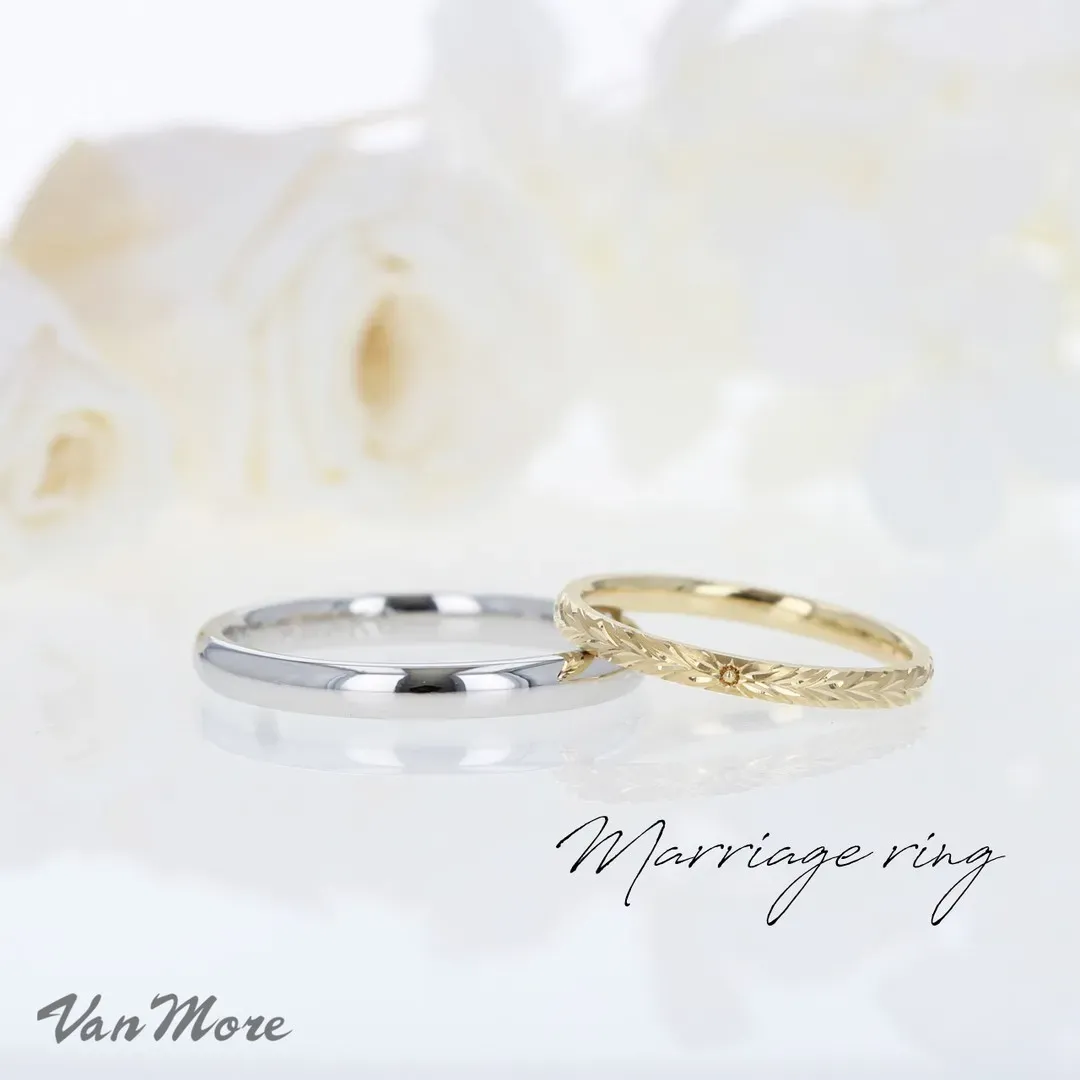 月桂樹の手彫りマリッジリング