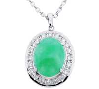 翡翠ペンダント