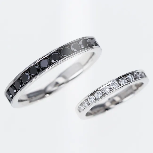 ブラックダイヤ結婚指輪